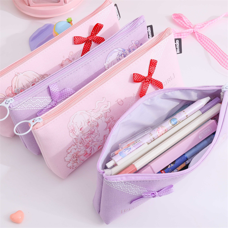 Trousse à crayons triangulaire de dessin animé pour filles05